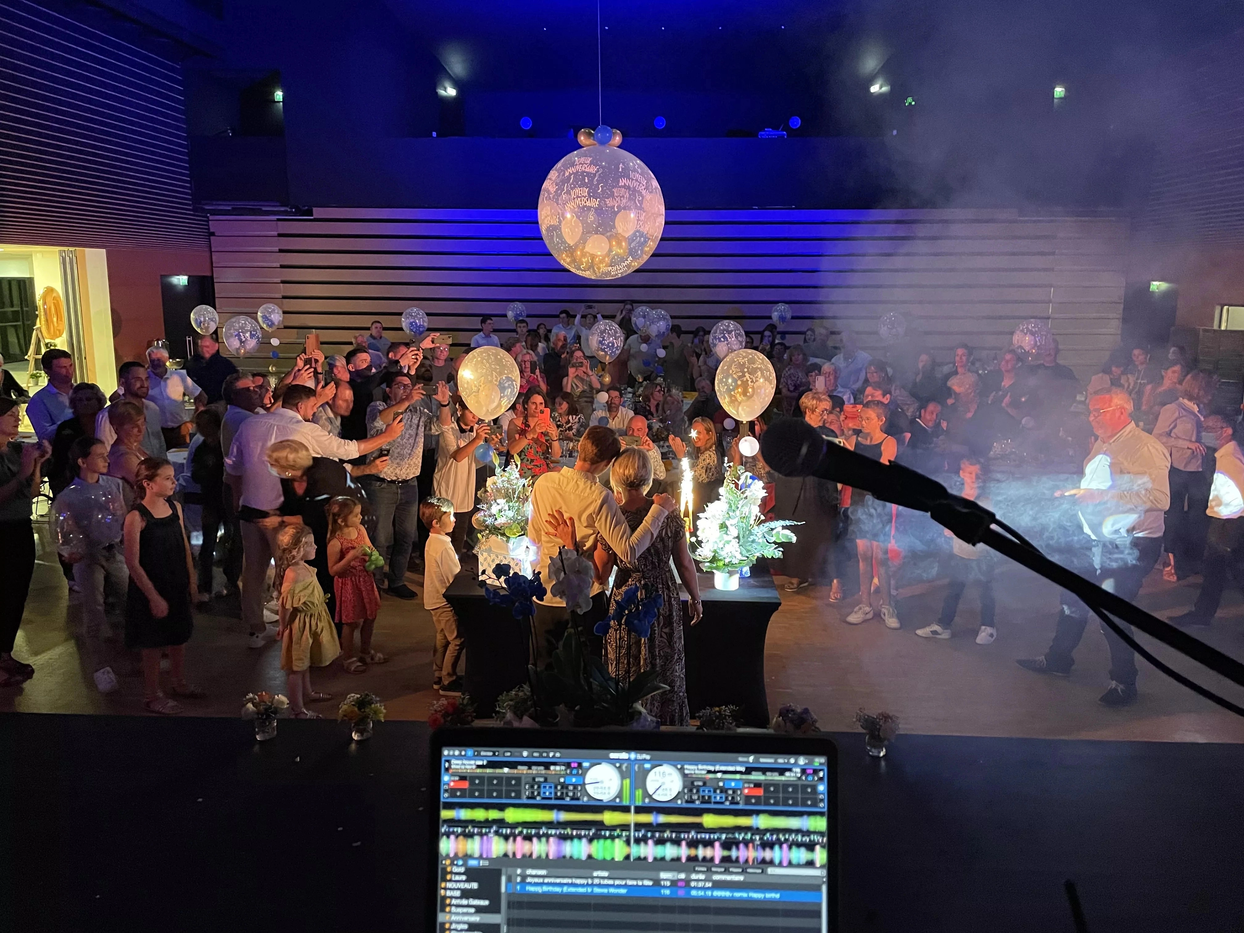 DJ, blind test & karaok&eacute;